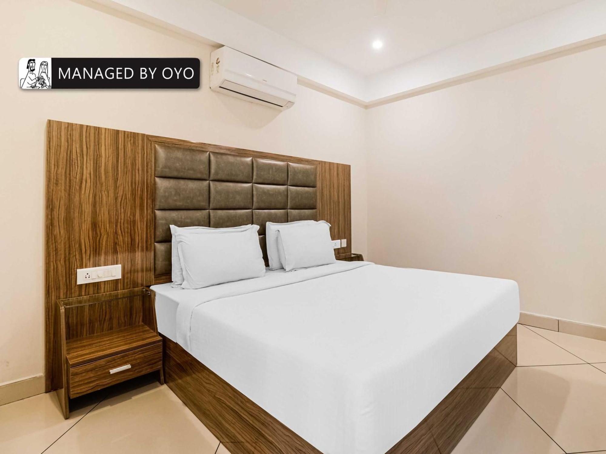 Super Townhouse Edassery Resort Kattappana Exterior photo